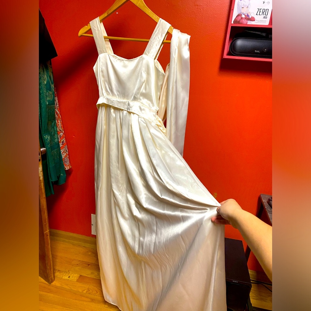 SATIN Womens 0 or Girls 12 White Dress - Communion, Flower Girl Small